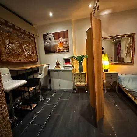 London Sheen Studio